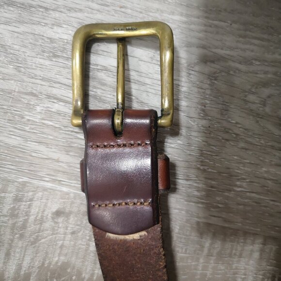 Eddie Bauer Men's Size 40 Dark Brown Leather Belt with Brass Buckle - Picture 5 of 6